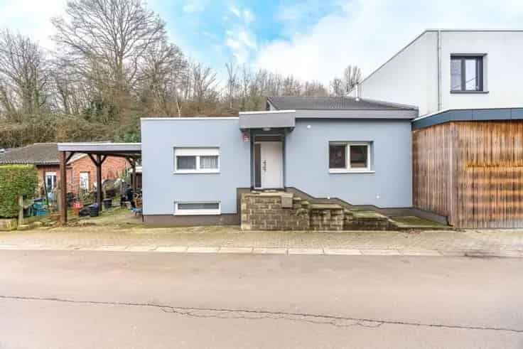 Huis Te Koop Vivegnis - 4 slaapkamers - Gerenoveerd - PEB C