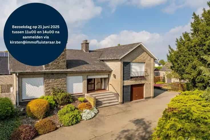 Vrijstaande woning te koop met garage en paardenmogelijkheden
