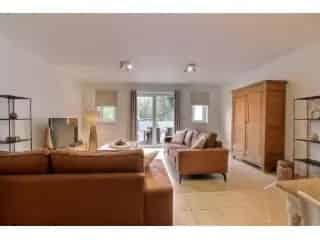 Gelijkvloers appartement Spy 85m² 1 slaapkamer terras