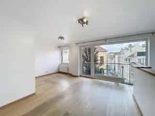 Appartement te Huur Etterbeek 2 slaapkamers Terras Parking