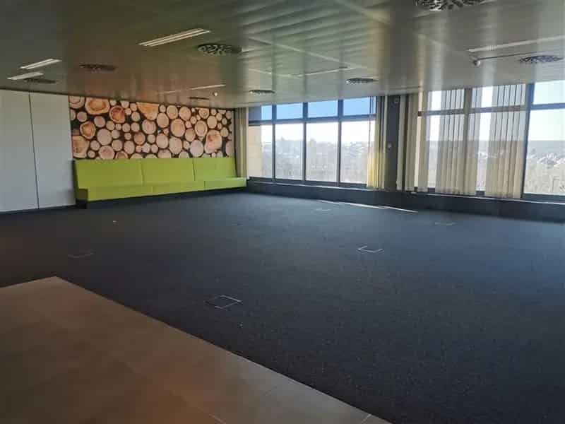 Kantoorcomplex Leuven Stadtrand