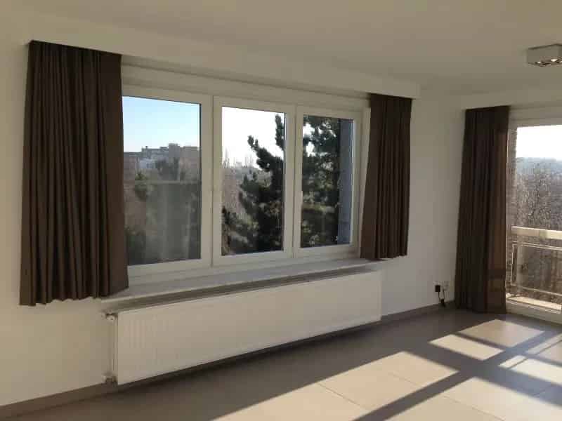 Appartement te koop 2 slaapkamers  Garage  Instapklaar