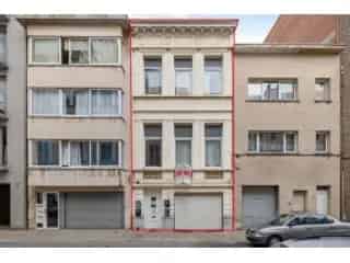 Herenhuis te renoveren Antwerpen 300m² 4 entiteiten