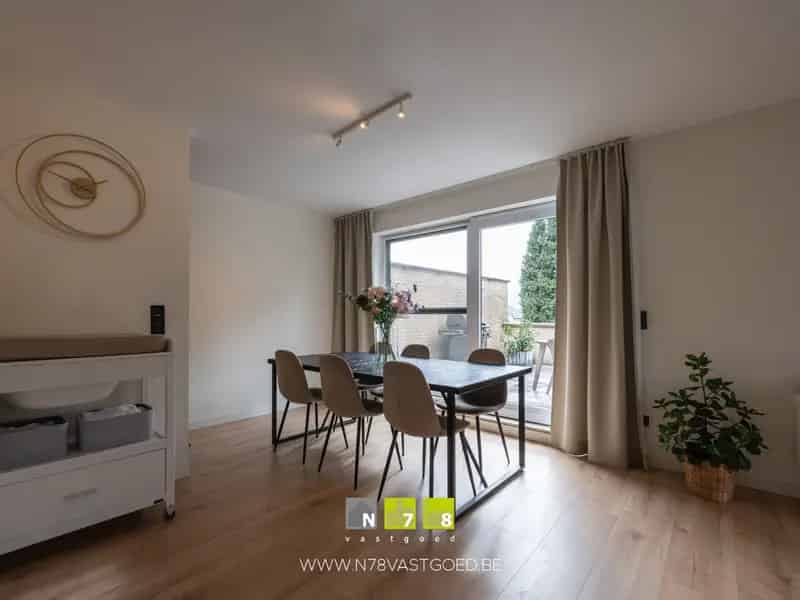 Duplex Maasmechelen 3 slaapkamers 2 terrassen 143m2