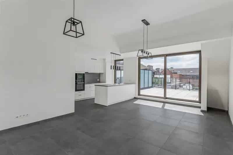 Appartement te Huur Grasheide 2 Slaapkamers Prive Garage