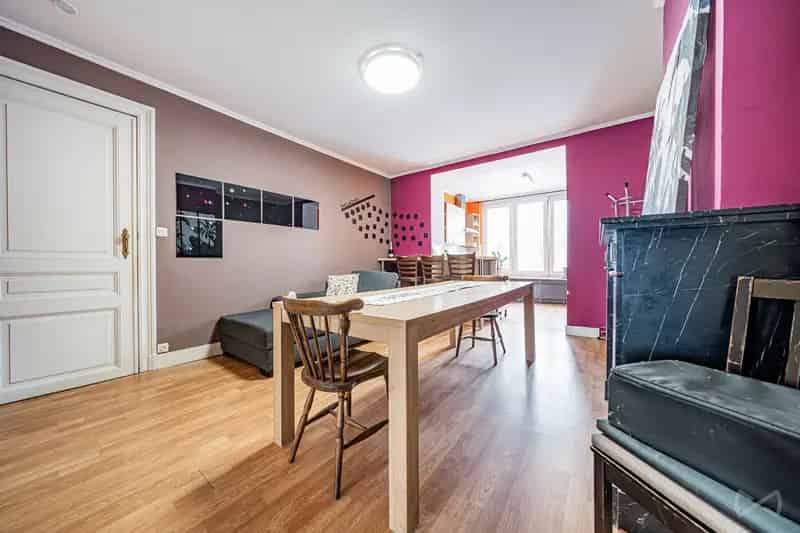 Huis 8 slaapkamers Schaerbeek 378m² tuin terras