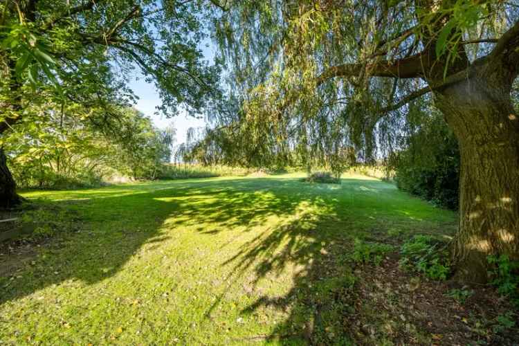 verhuur villa met 4 slaapkamers in centrale landelijke ligging