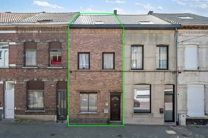 Solide woning met 2 slaapkamers te Aalst