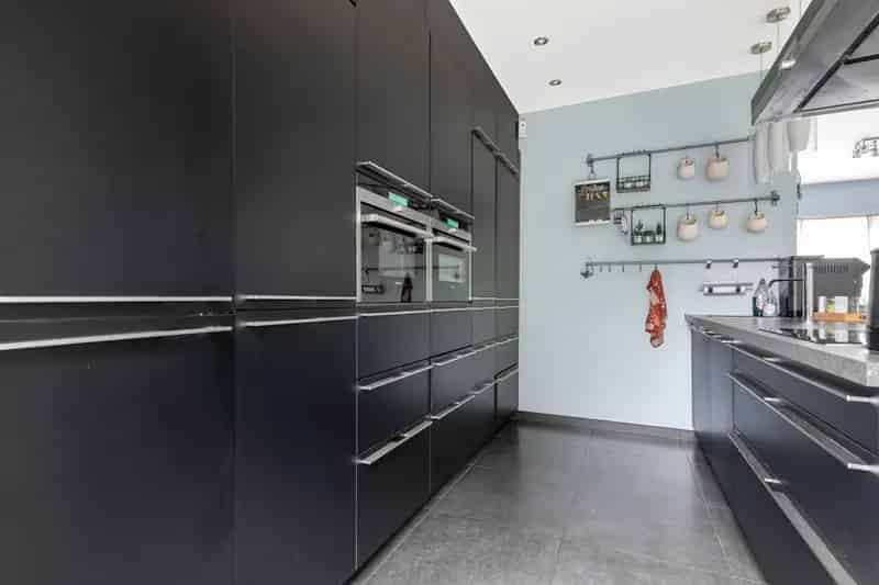Instapklare woning Wilrijk 3 slaapkamers 2 badkamers tuin garage