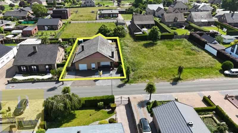3 Slaapkamers Rustige Ligging Aardgas Omschakeling