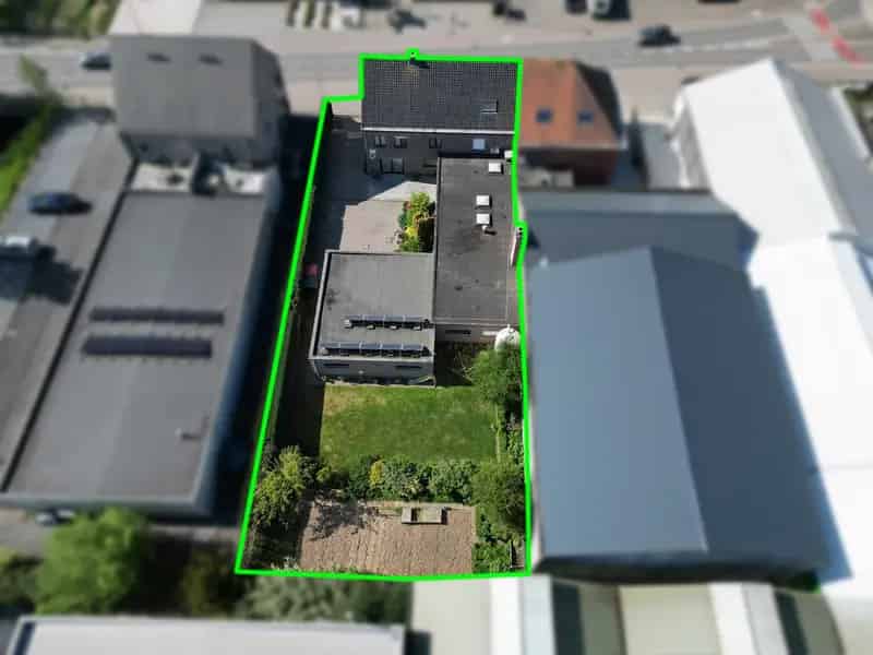 Huis te koop Zwevegem: Polyvalente Eigendom 978m²
