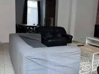 Ruime kamer te huur Charleroi nabij hogescholen