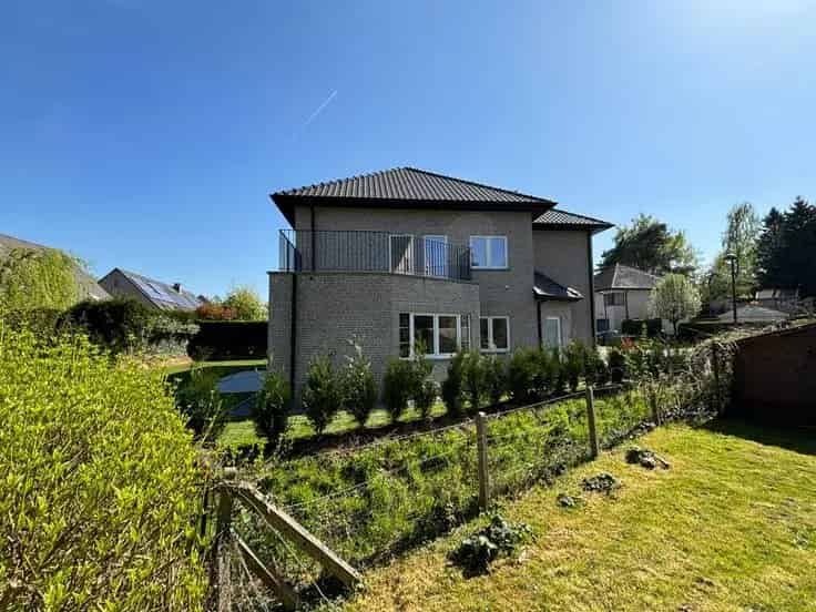 Nieuwbouw Villa te Koop - Instapklaar - 5 slaapkamers - Zeer hoge afwerking