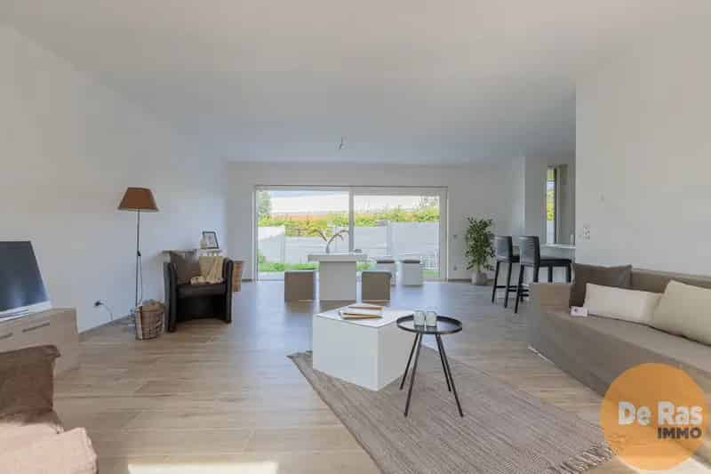 Moderne Energiezuinige Halfopen Woning