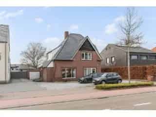 Huis te koop Hechtel - Wonen en werken gecombineerd