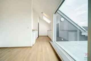 Penthouse te koop appartement Eupen met moderne afwerking en balkon