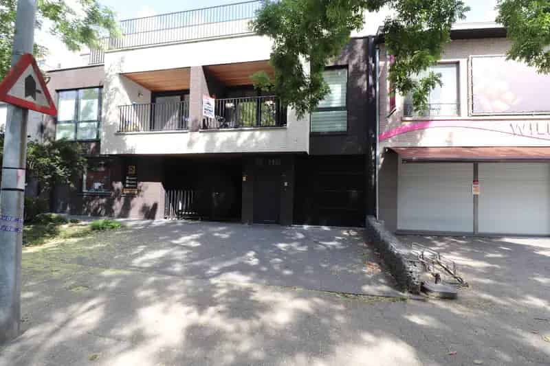 Appartement te huur - 2 slaapkamers - overdekt terras