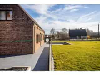 Kantoor en woning te koop Geraardsbergen