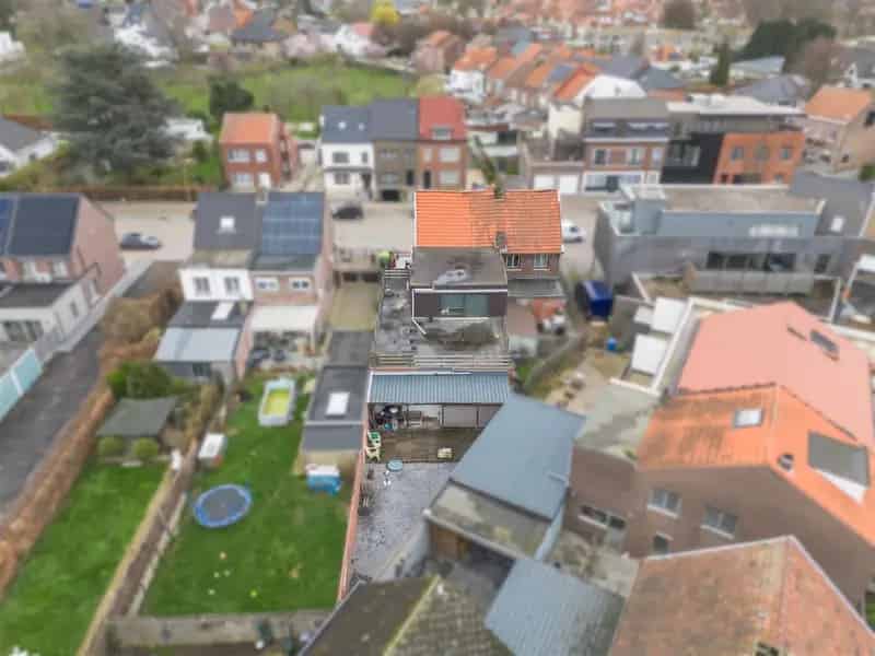 Ruim Handelspand Met Woonst Sint Truiden