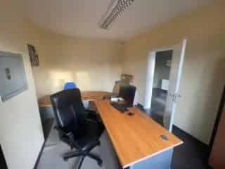 Kantoor te Huur Buvrinnes 15m² Zelfstandigen