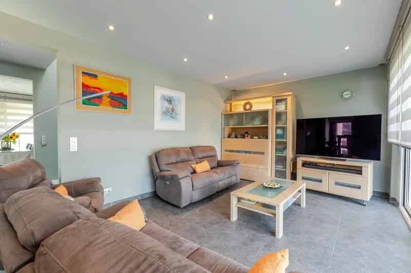 Huis te koop Lier: Ruime Kangoeroewoning met Studio