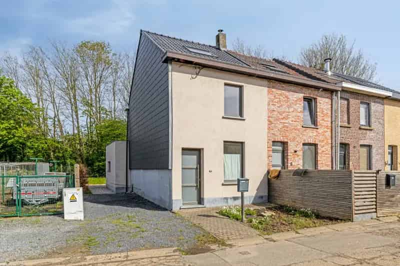 Huis te koop: Knusse gerenoveerde woning 96m²