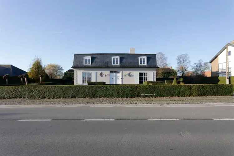 Villa met bedrijfsgebouw te koop Tielt