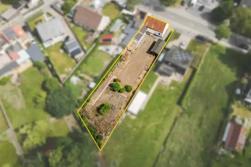 Halfopen Woning 1082m²