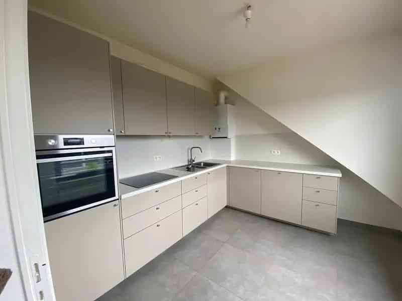 Gerenoveerd appartement te koop Zedelgem