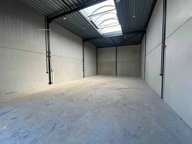 Nieuwbouw bedrijfsgebouw te koop in Zeus Zwevegem