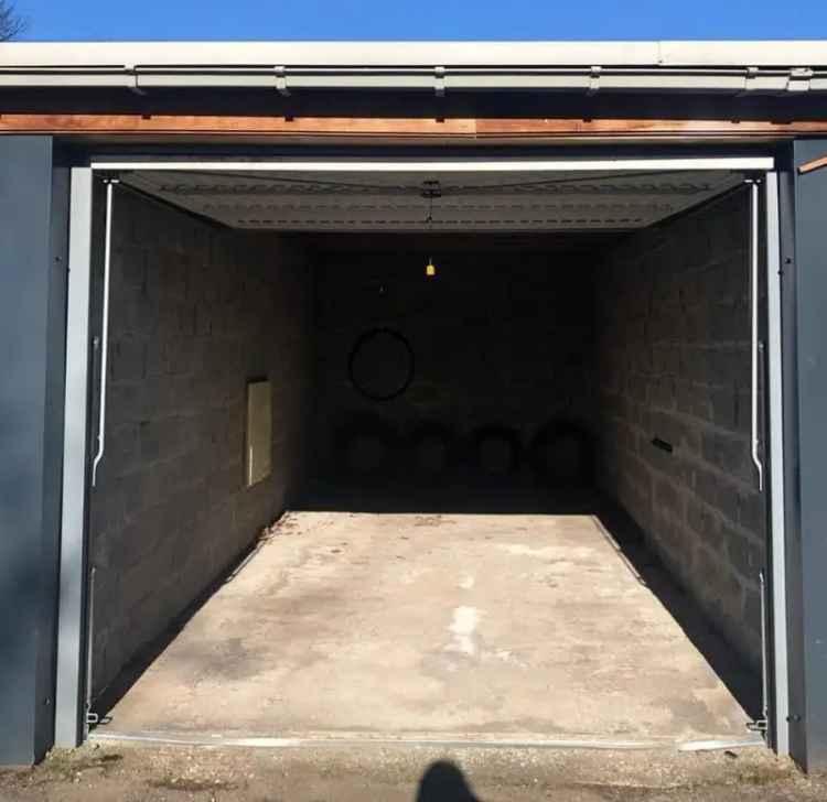 Garage te Huur Geel Centrum
