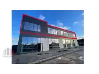 Kantoorruimte te koop Hooglede 684m² 14 parkeerplaatsen