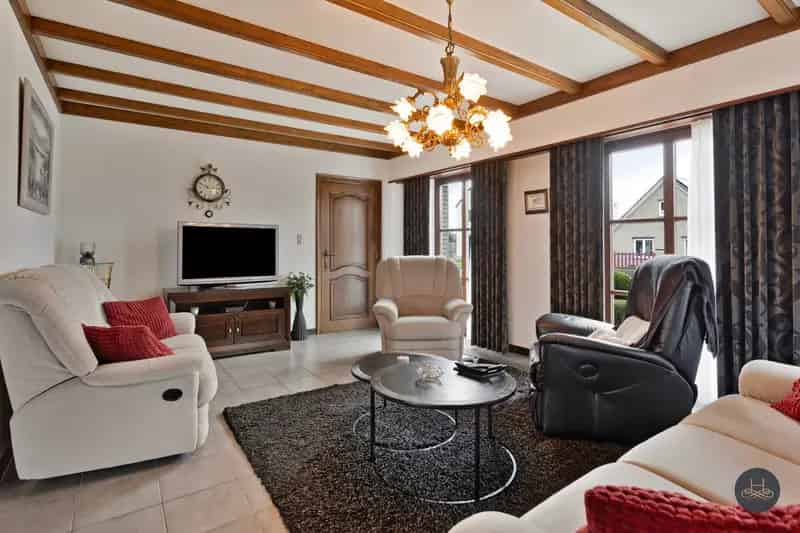 Uitstekend Onderhouden Woning Rustige Straat