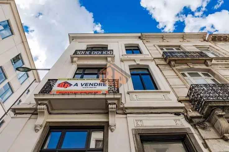 Appartementsgebouw Schaarbeek 3 Woonheden 325m2 Rendement 8