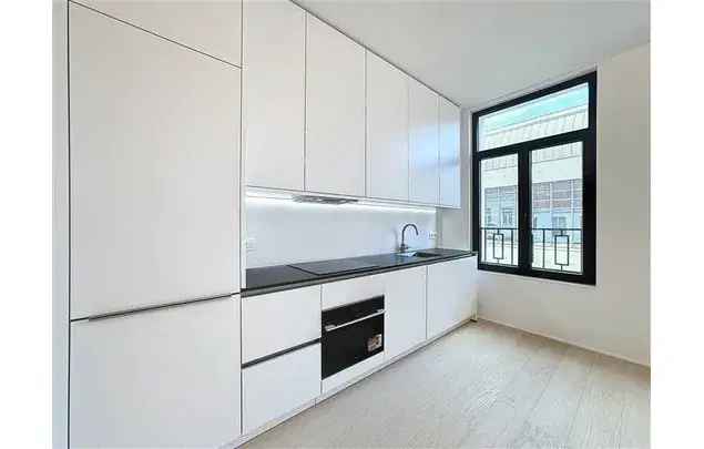 Huur 1 slaapkamer appartement van 50 m² in Brussels