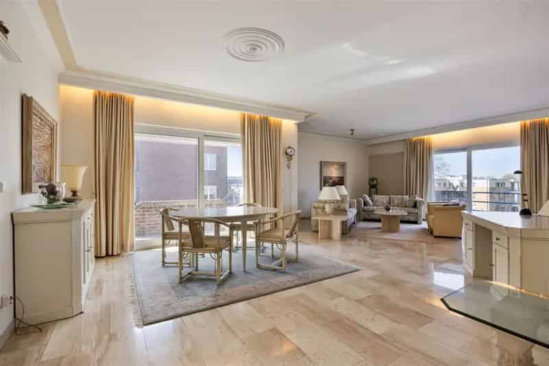 Ruim Appartement te huur Maaseik 2 slaapkamers 3 terrassen