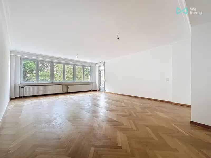 Appartement 3 slaapkamers Schaerbeek  - gerenoveerd