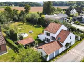 Villa te koop Waver - 4 slaapkamers, zwembad, tuin