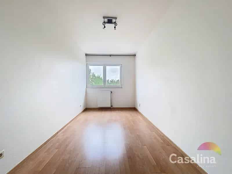 Duplex Penthouse te Koop 101m² Terras Kelder Garage
