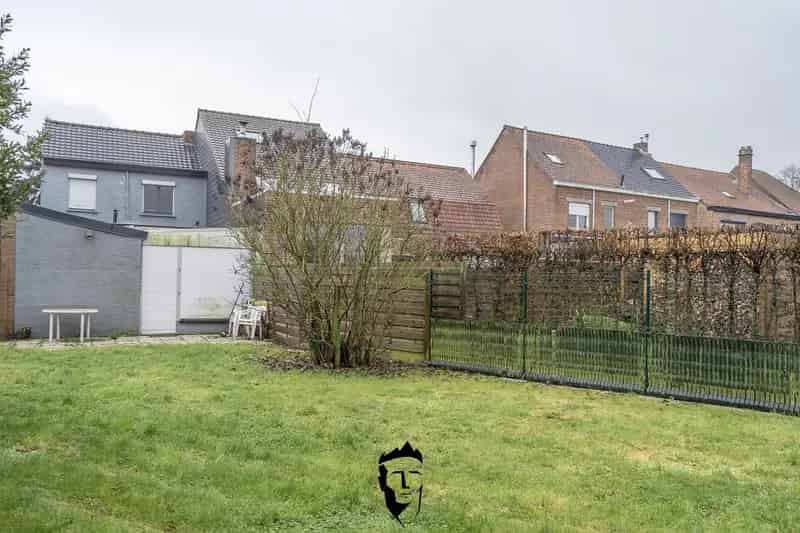 Huis te huur te renoveren grote tuin Leie