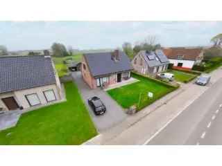 Huis te koop Roesbrugge 4 slaapkamers 2 garages zonnepanelen