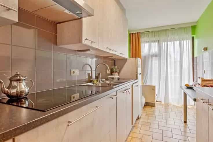 Ruim 2 Slaapkamer Appartement te Koop in Sint-Agatha-Berchem