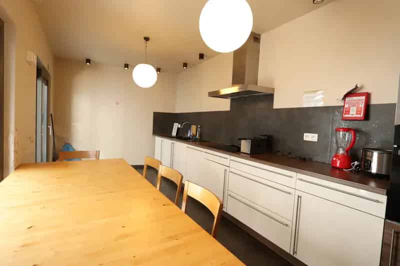 Studentenkamer Antwerpen Centrum - Trendy Kamerstudio Nabij Dam