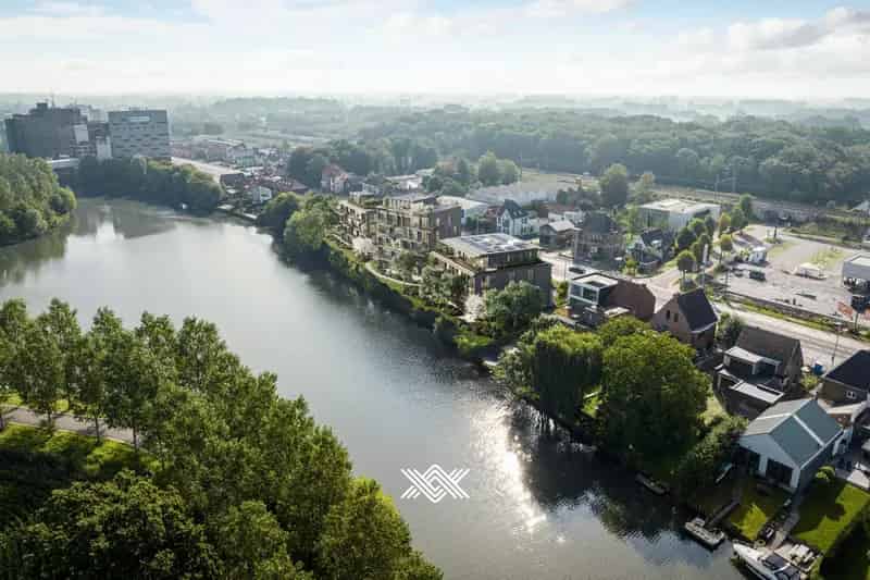 Luxe Penthouse 205m2 te koop aan de Leie Astene