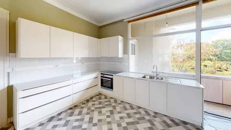 Ruim Appartement te Berchem 144m2 Art Deco Terras