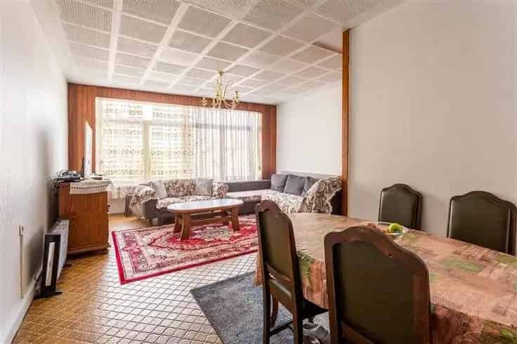 Centraal 2 Slaapkamer Appartement Te Koop Turnhoutsebaan 82m2