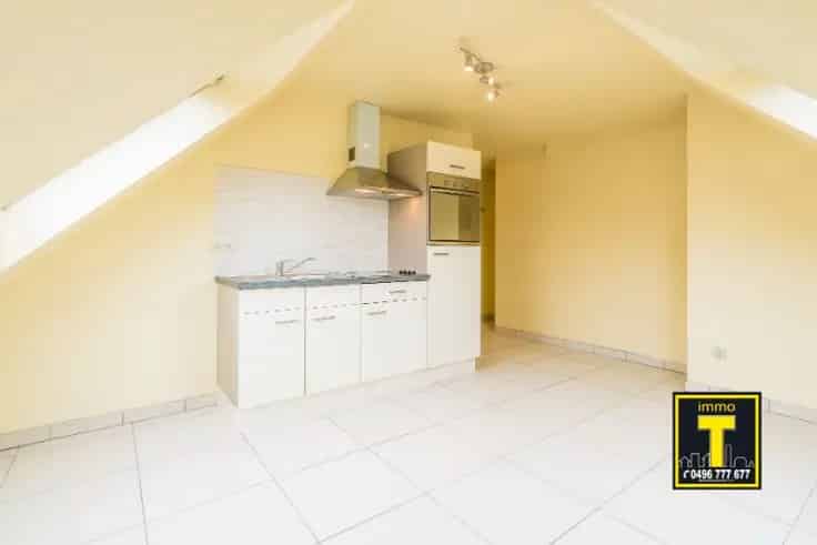 Appartement te koop Merelbeke: 1 slaapkamer, terras, garage