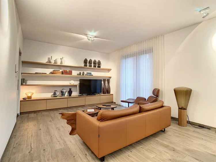 Gemeubeld 2 Slaapkamer Appartement Leuven Centrum