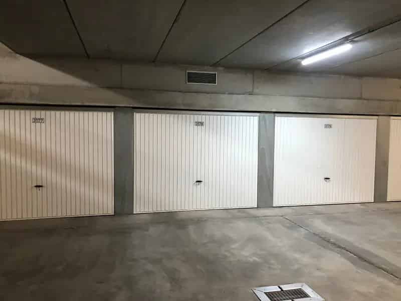 Ruime Garagebox Duinbergen Topligging