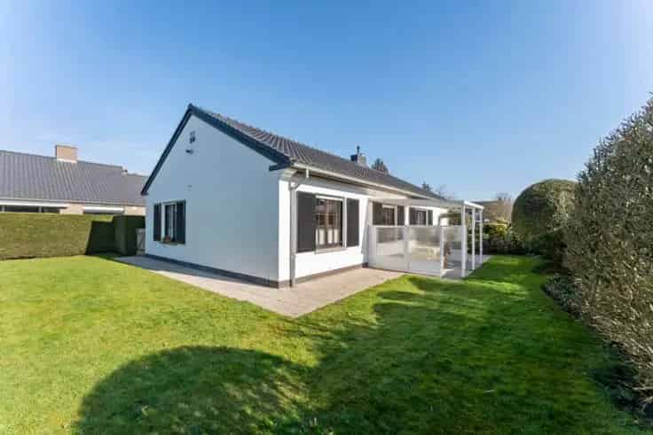 Huis Te Koop Male: Verhuurpand met gegarandeerde betaling